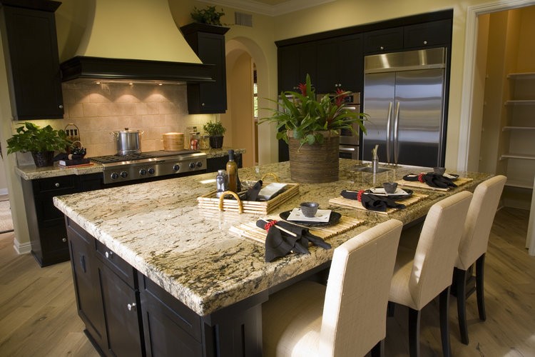 QUARTZ VS. GRANITE: WHICH ONE IS BEST FOR YOUR KITCHEN COUNTERTOP?
